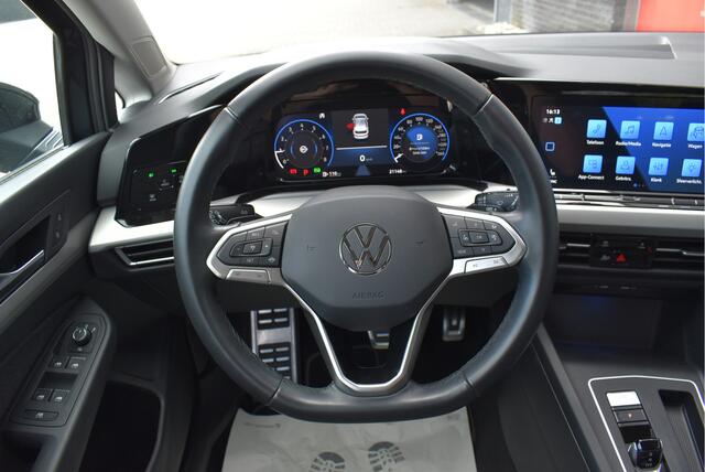 Volkswagen GOLF 1.0 eTSI Move DSG Stoel/stuurverwarming, Adaptive cruise, Carplay, LED