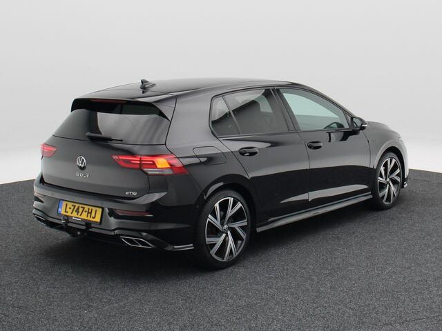 Volkswagen GOLF 1.5 eTSi 150 Pk Automaat R-Line Business | Stoel/Stuur verwarming | Trekhaak | Camera | Adaptive Cruise | CarPlay | 18 Inch | 98.119 Km !!