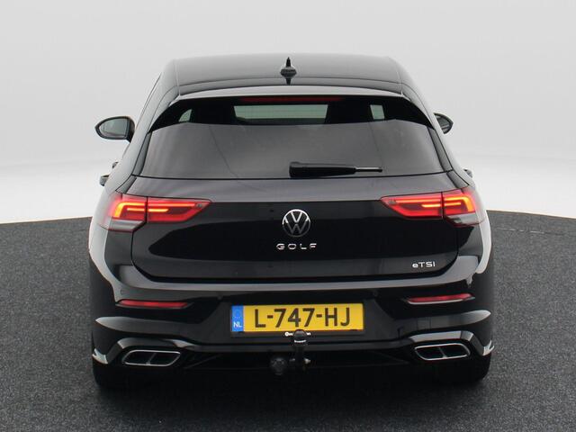 Volkswagen GOLF 1.5 eTSi 150 Pk Automaat R-Line Business | Stoel/Stuur verwarming | Trekhaak | Camera | Adaptive Cruise | CarPlay | 18 Inch | 98.119 Km !!