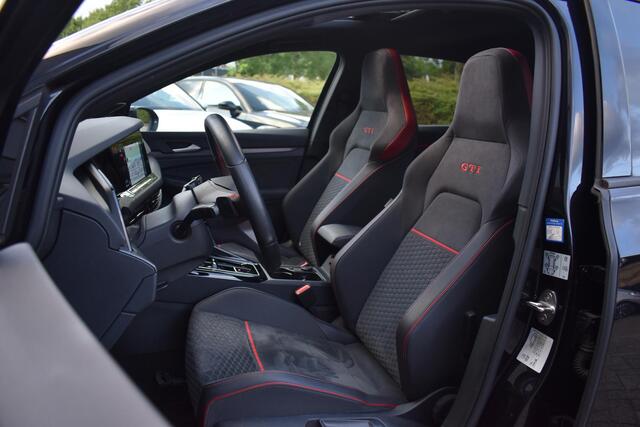 Volkswagen GOLF 2.0 TSI GTI CLUBSPORT Pano Lane H/K Camera