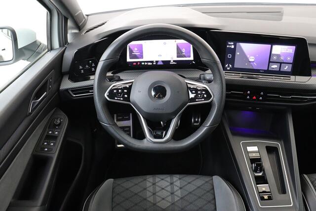 Volkswagen GOLF 1.5 eTSI R-LINE -MATRIX.LED|STOEL/STUURVERW.|CARPLAY|PRIVACY.GLAS|SPORTSTOELEN|18"BERGAMO