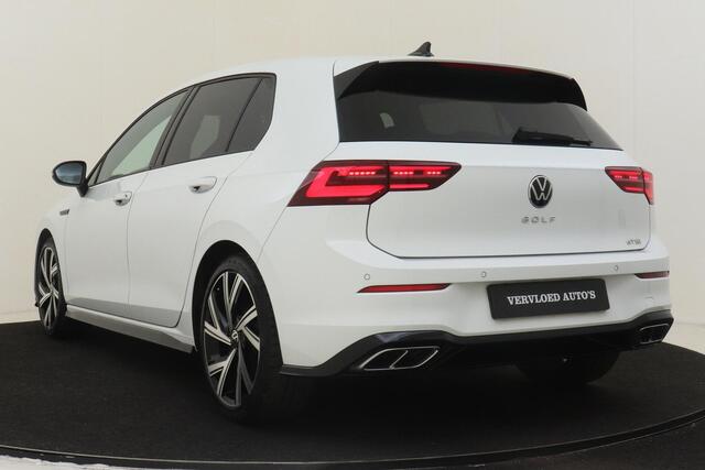 Volkswagen GOLF 1.5 eTSI R-LINE -MATRIX.LED|STOEL/STUURVERW.|CARPLAY|PRIVACY.GLAS|SPORTSTOELEN|18"BERGAMO