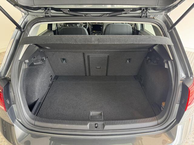 Volkswagen GOLF 1.0 TSI Comfortline Navigatie, Apple/Android
