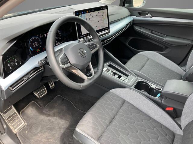 Volkswagen GOLF 1.5 eTSI 110KW/150PK Goal · Navigatie · Apple/Android Car Play · Camera + Parkeersensoren · Trekhaak · Garantie t/m 22-07-2027