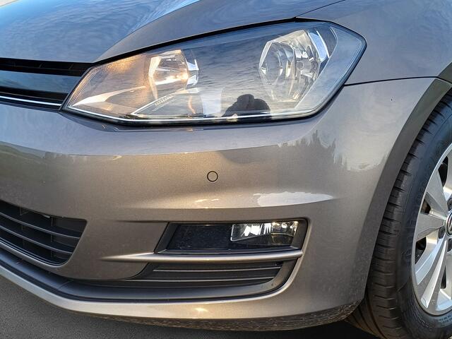 Volkswagen GOLF 1.0 TSI Comfortline /