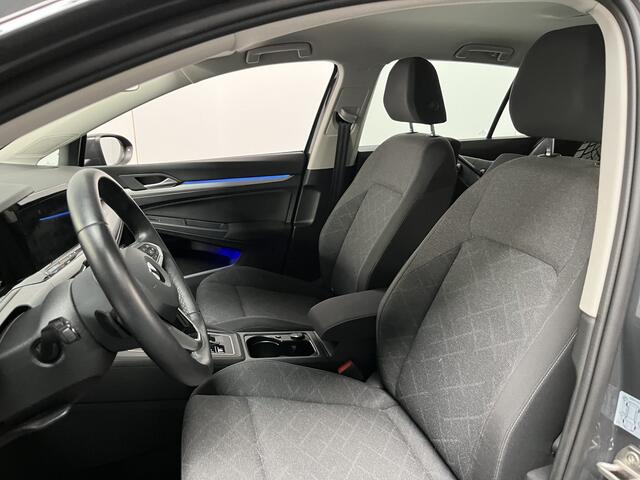 Volkswagen GOLF 1.0 eTSI Life / AUTOMAAT/ CRUISE/ CLIMA/ STOELVERWARMING/ PARK. SENSOREN/ NAVI/ APP-CONNECT