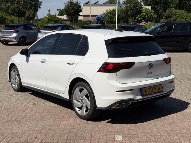 Volkswagen GOLF 1.4 eHybrid GTE ACHTERUIT RIJ CAMERA | NAVIGATIE | CRUISECONTROL | STUUR/STOEL VERWARMING | LED PAKKET | PARKEERSENSOREN | VIRTUEEL COCKPITDISPLAY | APPLE CARPLAY & ANDROID AUTO |