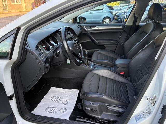 Volkswagen GOLF 1.2 TSI CRUISE/XENON/HALF LEER