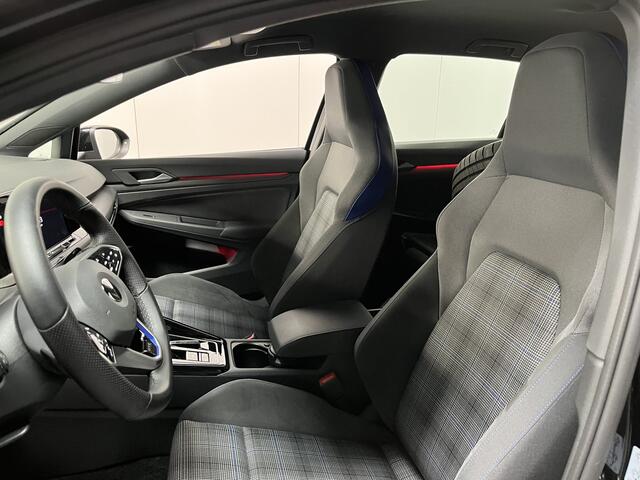 Volkswagen GOLF 1.4 eHybrid GTE / AUTOMAAT/ DIGITAL DASH/ CRUISE/ NAVI/ APP-CONNECT/ CLIMA/ STOELVERWARMING