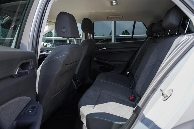 Volkswagen GOLF 1.0 eTSI Life