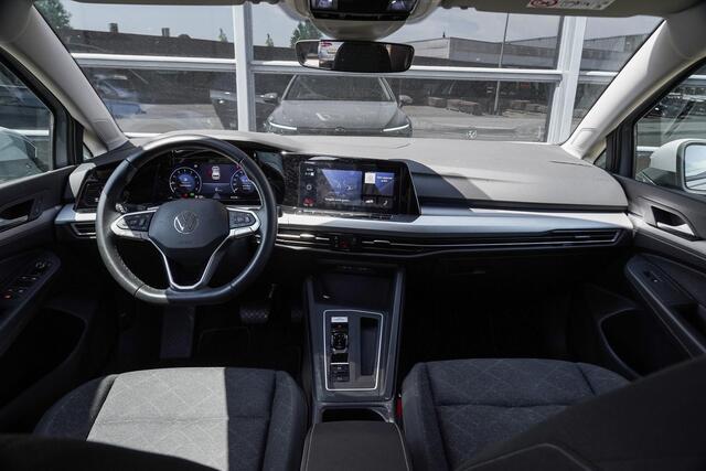 Volkswagen GOLF 1.0 eTSI Life