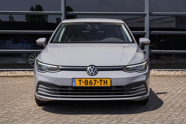 Volkswagen GOLF 1.0 eTSI Life