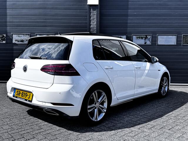 Volkswagen GOLF 1.5 TSI 150PK Highline Business R-line Automaat | Pano | Virtual | ACC | Camera | ¤16.950,- incl. BTW
