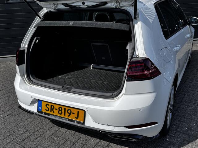 Volkswagen GOLF 1.5 TSI 150PK Highline Business R-line Automaat | Pano | Virtual | ACC | Camera | ¤16.950,- incl. BTW