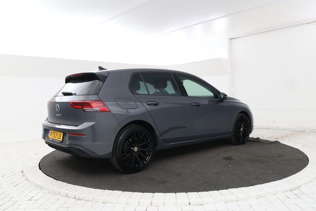 Volkswagen GOLF 1.5 TSI Life Stoel/stuurverwarming, Adaptieve cruise, Apple Carplay!