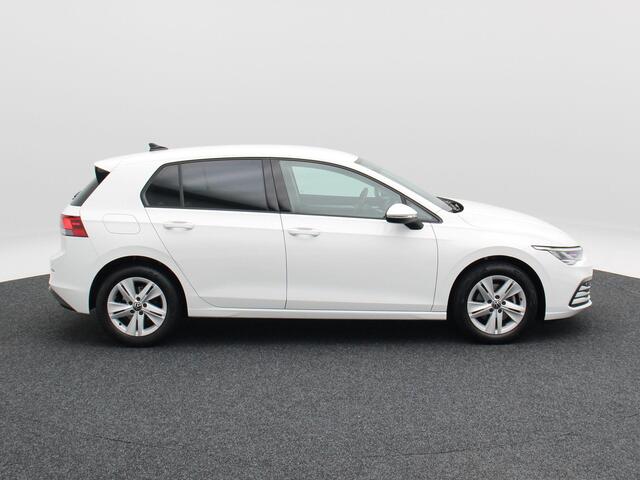 Volkswagen GOLF 1.0 TSi 115 Pk Life | Adaptive cruise | Climatronic | Navigatie | CarPlay | 16 Inch | 83.232 Km !!