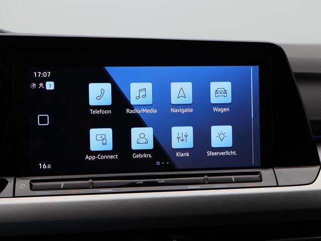 Volkswagen GOLF 1.0 TSi 115 Pk Life | Adaptive cruise | Climatronic | Navigatie | CarPlay | 16 Inch | 83.232 Km !!