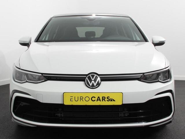 Volkswagen GOLF 1.5 eTSI DSG R-Line Panorama dak Navigatie Apple Carplay/Android Auto Climate Control Camera Dab Extra Getint Glas Adaptive Cruise Control Virtual Cockpit Lichtmetalen Velgen