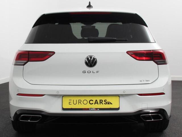 Volkswagen GOLF 1.5 eTSI DSG R-Line Panorama dak Navigatie Apple Carplay/Android Auto Climate Control Camera Dab Extra Getint Glas Adaptive Cruise Control Virtual Cockpit Lichtmetalen Velgen