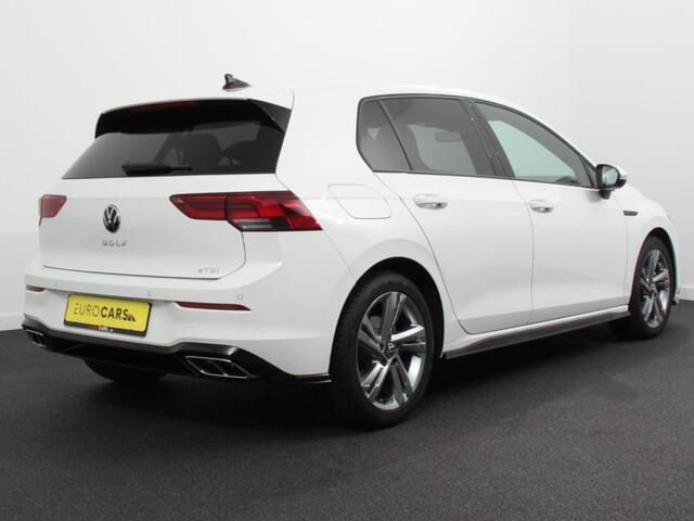Volkswagen GOLF 1.5 eTSI DSG R-Line Panorama dak Navigatie Apple Carplay/Android Auto Climate Control Camera Dab Extra Getint Glas Adaptive Cruise Control Virtual Cockpit Lichtmetalen Velgen