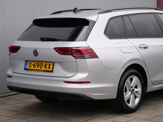 Volkswagen GOLF Variant 1.0 eTSI Life 110 Pk Automaat Navi / DAB / Apple Carplay / Stoelverwarming