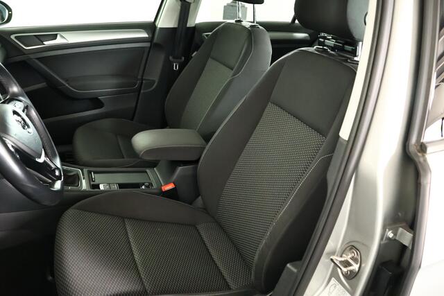 Volkswagen GOLF 1.0 TSI Trendline / Airco / Cruisecontrol / LMV