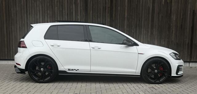 Volkswagen GOLF 2.0 TSI GTI TCR PANO | ACC | DCC | 19 INCH |VIRTUAL COCKPIT | ALCANTARA | CAMERA