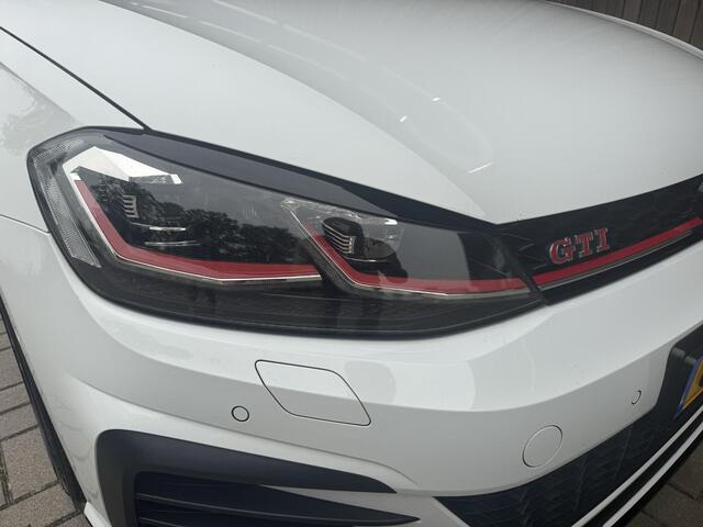Volkswagen GOLF 2.0 TSI GTI TCR PANO | ACC | DCC | 19 INCH |VIRTUAL COCKPIT | ALCANTARA | CAMERA