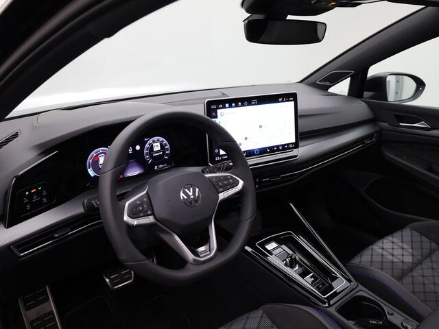 Volkswagen GOLF 1.5 eTSI R-Line Edition | Pano | Keyless | Trekhaak wegkl. | IQ Light | Head Up | Harman/Kardon | Prijs Rijklaar!!