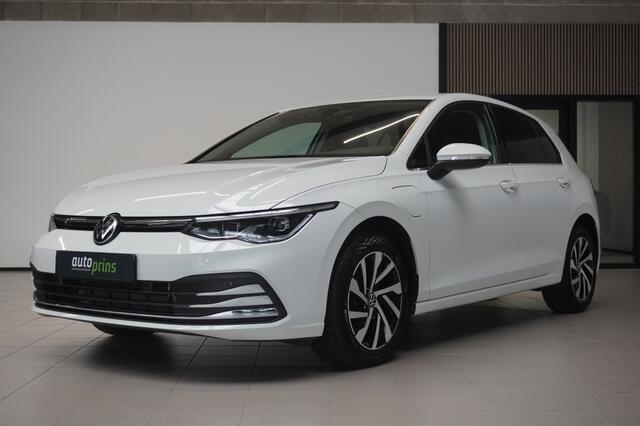 Volkswagen GOLF 1.4 eHybrid Style