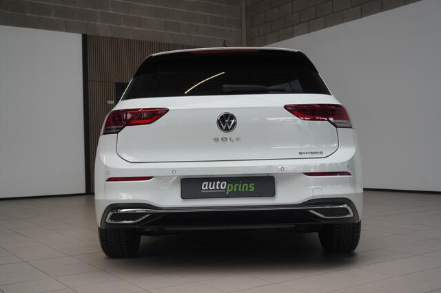 Volkswagen GOLF 1.4 eHybrid Style