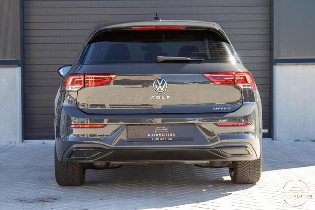 Volkswagen GOLF 1.4 eHybrid Style Camera Elektrische stoelen Massage ACC