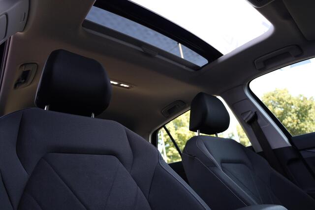 Volkswagen GOLF 1.5 eTSI Style |Pano |Harman/Kardon |Memory/Massage |Stoelverw. |Sfeerverlichting |ACC