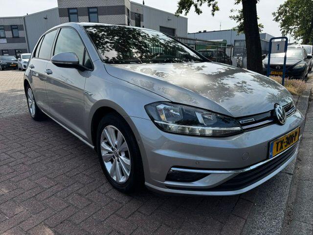 Volkswagen GOLF 1.5 TSI 130pk 5deurs Comfortline Business Automaat Airco/ECC,Navi,Panoramadak,Virtueel Cockpit