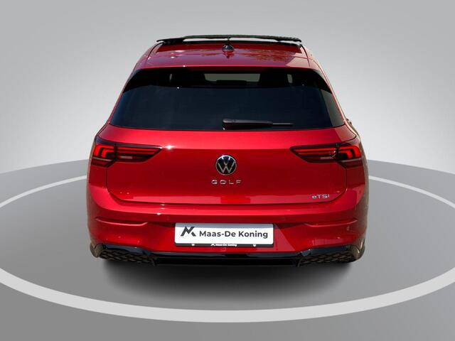 Volkswagen GOLF 1.5 eTSI 150pk DSG R-Line Edition · Panoramadak · Apple/Android Car Play · Camera + Parkeersensoren · Garantie t/m 28-07-2030 of 100000km.