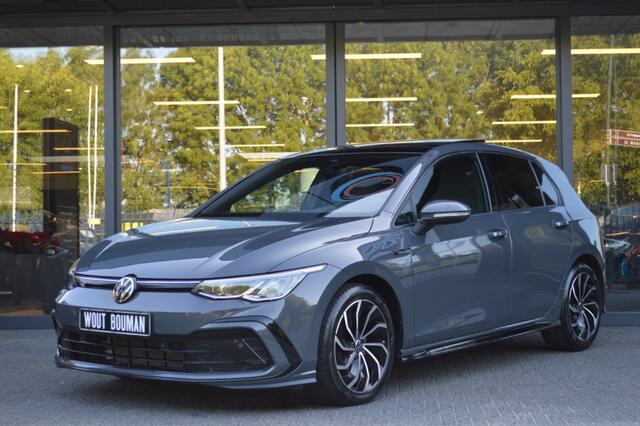 Volkswagen GOLF 1.5 eTSI R-Line DSG Led Panorama Acc Sfeer CarPlay Trekhaak Pdc