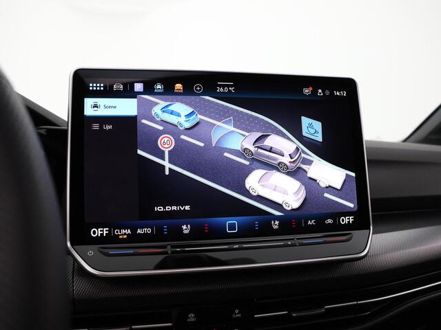 Volkswagen GOLF 1.5 eHybrid 272pk DSG GTE · Panoramadak · Leder · Wegklapbare Trekhaak · Stoelventilatie · Camera · Dodehoek Detectie · 18'' Inch · Garantie t/m 30-0-2030 of 100.000km