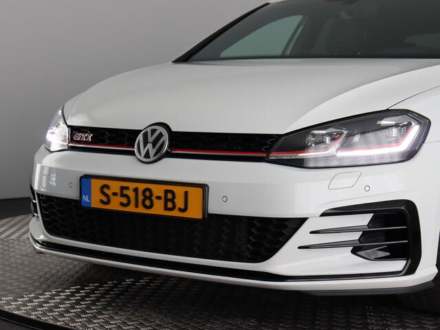 Volkswagen GOLF 2.0 TSI GTI Performance (Camera / Carplay / Navi / Cruise)