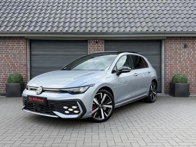 Volkswagen GOLF GTE 1.5 E HYBRID 272PK PANO VIENNA LEDER HUD IQ
