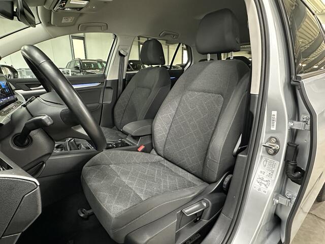 Volkswagen GOLF 1.5 TSI Life 130 pk | Acc | Led | Navi | Winter pack |