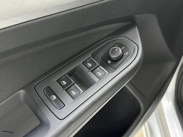 Volkswagen GOLF 1.5 TSI Life 130 pk | Acc | Led | Navi | Winter pack |