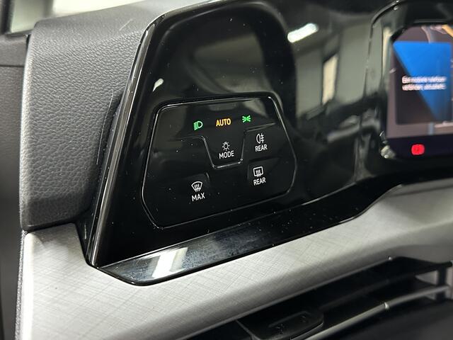 Volkswagen GOLF 1.5 TSI Life 130 pk | Acc | Led | Navi | Winter pack |