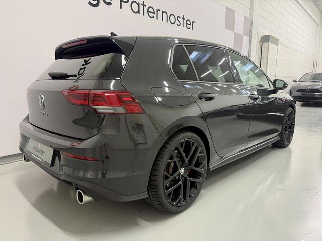 Volkswagen GOLF 2.0 TSI GTI 19'' LMV / Carplay / PDC / Bovag garantie