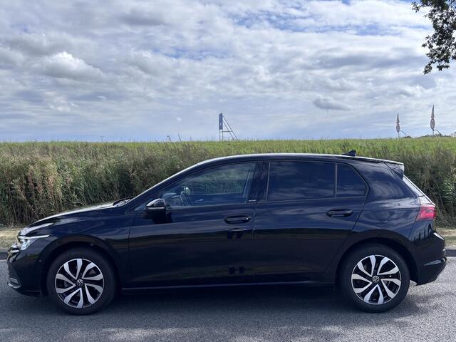 Volkswagen GOLF 1.5 TSI Active | Apple CarPlay/Android Auto | Stuur/Stoelverwarming | PDC | Adaptieve Cruise Control | Standkachel | Climate Control | Garantie tot 2028 | IQ Light | Discover Pro | DAB |