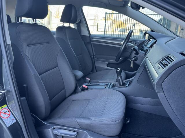 Volkswagen GOLF 1.0 TSI COMFORTLINE I ADAPTIVE CRUISE CONTROL I CLIMATE CONTROL I NAVIGATIE I 5-DEURS