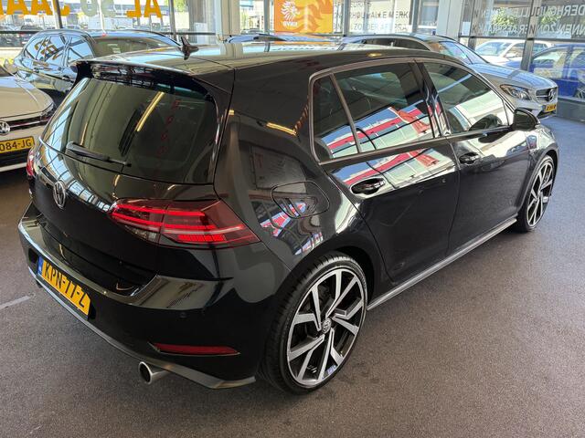 Volkswagen GOLF 2.0 TSI GTI Performance 245PK Automaat | Digital dashboard | Adaptieve cruise control | Keyless | Dodehoeksdetectie | Lane assist | Achteruitrijcamera | Stoelverwarming | Navigatie