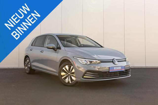 Volkswagen GOLF 1.5 eTSI R-Line Business+