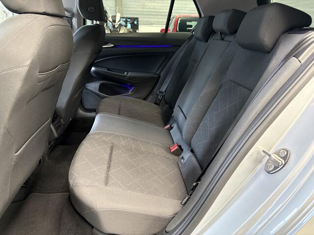 Volkswagen GOLF 1.5 eTSI 19inch, Sfeerverlichting, Led