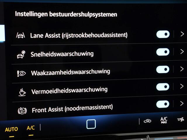 Volkswagen GOLF Life Edition 1.5 eHybrid 204 PK · Trekhaak inklapbaar, met elektrische ontgrendeling · Prijs is inclusief inruilpremie · MEGA SALE