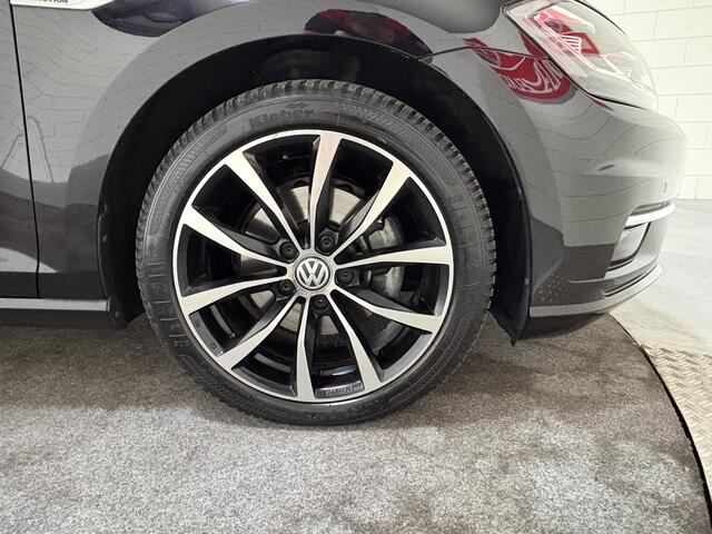 Volkswagen GOLF Variant 1.5 TSI Comfortline Business, Clima, Cruise, Panoramadak, Navi, 17 inch, Trekhaak, Massagestoel, 6 bak, Prijs incl, beurt en 3 mnd garantie